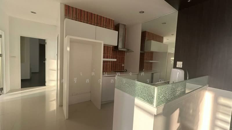 Baan Klang Krung Siam-Pathumwan, Bangkok, Petchburi Road, Thanon Phetchaburi, Ratchathewi, Bangkok, 2 Bedrooms, 97 sqm, Condo For Sale, by เด่นพงศ์ ศรีสกุลวรรณ, 500165558 - DDproperty.com