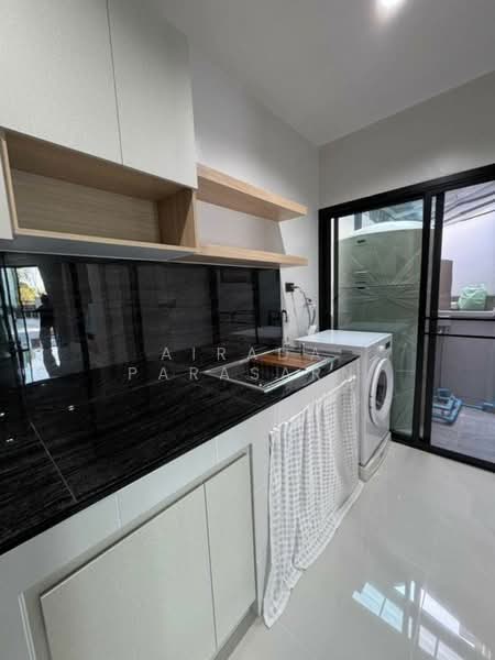 Baan Klang Muang Rama 9-Krungthep Kreetha, Bangkok, Soi Kanchanaphisek 23, Saphan Sung, Saphan Sung, Bangkok, 3 Bedrooms, 152 sqm, Townhouse For Rent, by Airada Parasarn, 500165571 - DDproperty.com