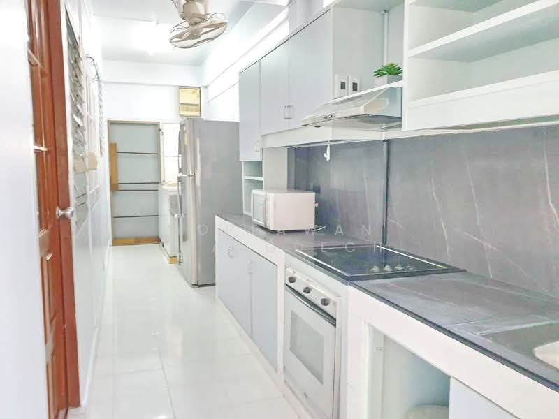 ให้เช่า บ้านเดี่ยว 2 ชั้น พร้อมเฟอร์นิเจอร์ ถนนสุทธิสาร ใกล้ MRT สุทธิสาร 1 กม., กรุงเทพ, สามเสนนอก, ห้วยขวาง, กรุงเทพ, 250 ตร.ม., บ้านเดี่ยว ให้เช่า, โดย Noppawan Ruangdech, 500165578 - DDproperty.com