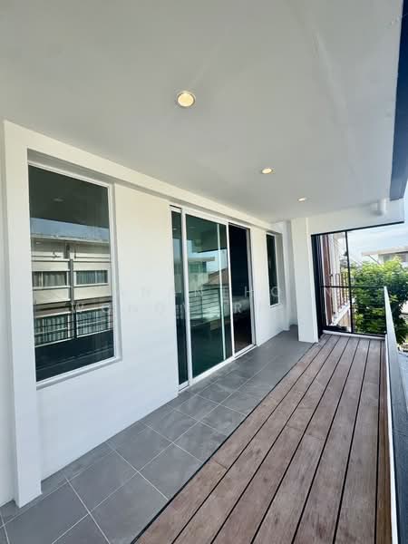 Villette City Pattanakarn 38, Bangkok, Phatthanakan Road, Prawet, Prawet, Bangkok, 3 Bedrooms, 300 sqm, Townhouse For Sale, by Thananthorn Wongvarnkaseam, 500165583 - DDproperty.com