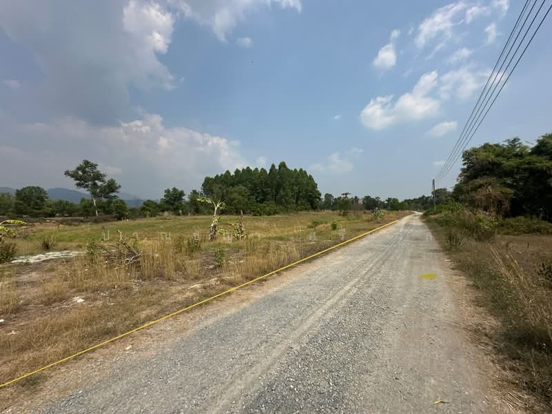 ขาย - ขายที่ดิน ใกล้โรงเรียนเตรียมทหาร ตำบลศรีกะอาง อำเภอบ้านนา จังหวัดนครนายก เนื้อที่ 5 ไร่ 1งาน, นครนายก