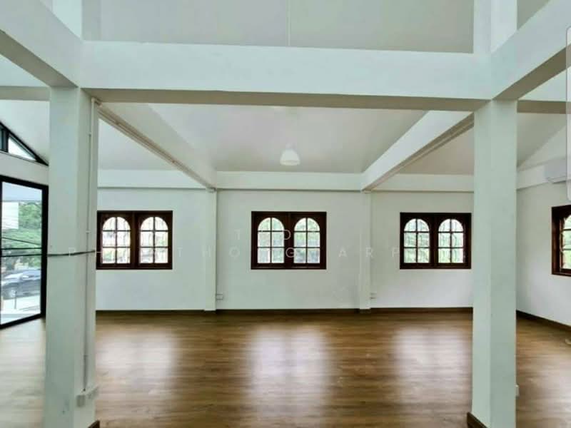 ให้เช่า สำนักงาน บ้านเดี่ยว โชคชัย 4 ใกล้รถไฟฟ้า สถานี โชคชัย 4, กรุงเทพ, ลาดพร้าว, ลาดพร้าว, กรุงเทพ, 180 ตร.ม., สำนักงาน ให้เช่า, โดย Tida phanthonglarptawee, 500165597 - DDproperty.com