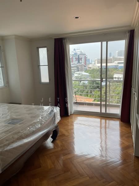 Serene Place Sukhumvit 24, Bangkok, 9 Soi Sukhumvit 24, Sukhumvit Road, Khong Tan, Khlong Toei, Bangkok, 2 Bedrooms, 109 sqm, Condo For Rent, by Jetsada Theamphet, 500165613 - DDproperty.com