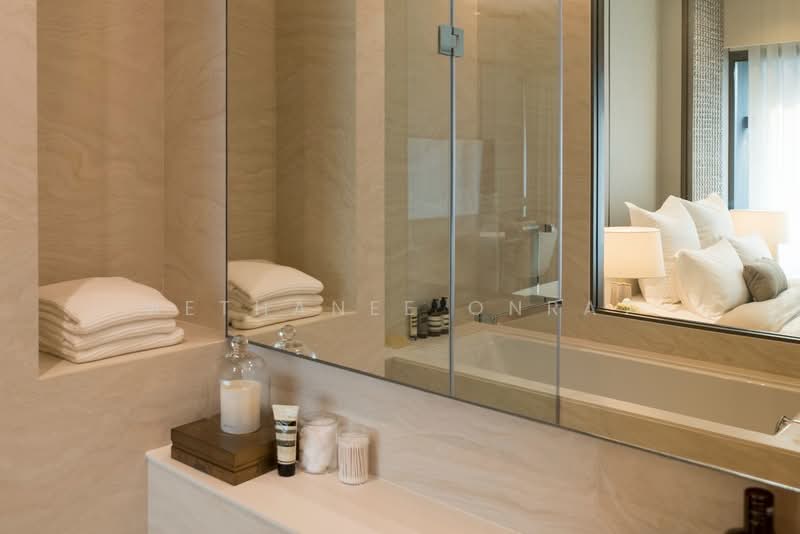 The Strand Thonglor, Bangkok, 36 Soi Sukhumvit 55, Khlong Tan Nua, Watthana, Bangkok, 1 Bedroom, 55 sqm, Condo For Rent, by Methanee Onrat, 500165639 - DDproperty.com