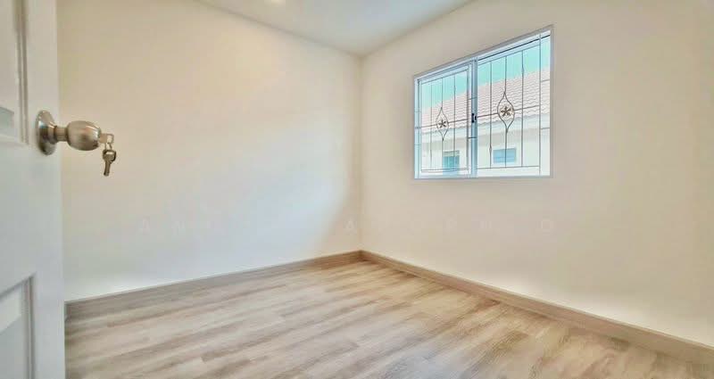 Pruksa Ville 36 Songprapa-Donmuang, Pathum Thani, Songprapha-Don Mueang Road, Lak Hok, Muang Pathum Thani, Pathum Thani, 3 Bedrooms, 110 sqm, Townhouse For Sale, by Angsanaporn D, 500165676 - DDproperty.com