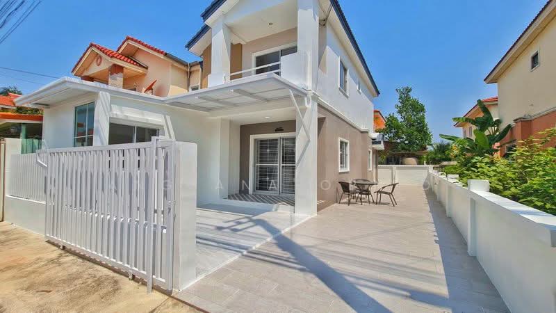 สิวารัตน์ 9, Nonthaburi, Bang Bua Thong, Bang Bua Thong, Nonthaburi, 4 Bedrooms, 110 sqm, Semi-Detached House (Twin House) For Sale, by Angsanaporn D, 500165677 - DDproperty.com