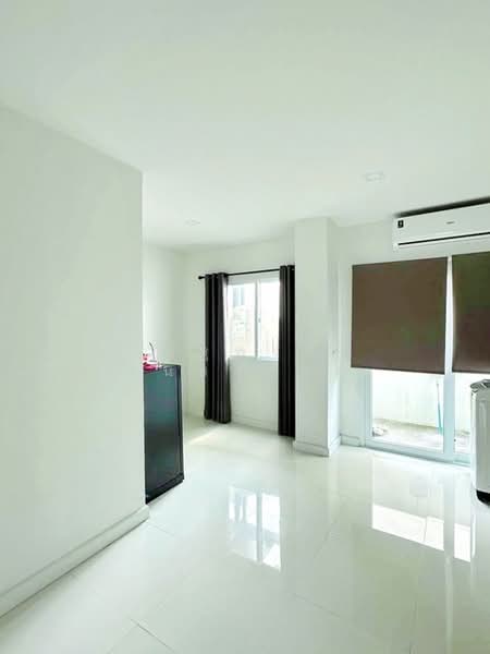 ไม่พบโครงการ, Pathum Thani, สะพานนนทบุรี คลองเจตวงศ์, Bang Kha Yaeng, Muang Pathum Thani, Pathum Thani, 3 Bedrooms, 152 sqm, Townhouse For Rent, by ณัฐพงศ์ สุนทรอรุณ, 500165679 - DDproperty.com