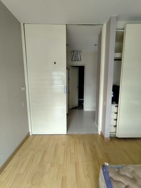 St Louis Grand Terrace : เซ็นต์ห ลุยส์ แกรนด์ เทอเรส, กรุงเทพ, ซอย สาทร 11 S Sathon Rd, ยานนาวา, สาทร, กรุงเทพ, 117 ตร.ม., คอนโด ให้เช่า, โดย ปุณกิตติ์ บุญสิริ, 500165683 - DDproperty.com