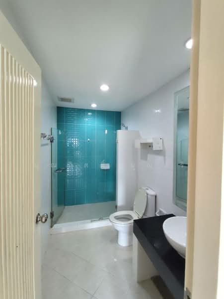 St Louis Grand Terrace, Bangkok, Soi Sathon 11 S Sathon Rd, Yan Nawa, Sathon, Bangkok, 2 Bedrooms, 117 sqm, Condo For Rent, by ปุณกิตติ์ บุญสิริ, 500165683 - DDproperty.com