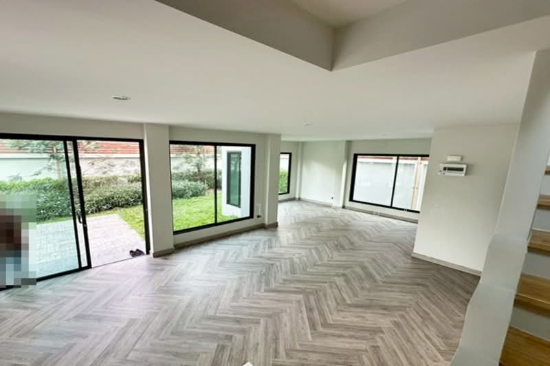 THE TRIPLE Sukhumvit 113 : เดอะ ทริปเปิ้ล สุขุมวิท 113, สมุทรปราการ, 1188 Sukhumvit 113, สำโรงเหนือ, เมืองสมุทรปราการ, สมุทรปราการ, 240 ตร.ม., ทาวน์เฮ้าส์ ขาย, โดย สง่าชัย ไทรทองคำ, 500165702 - DDproperty.com