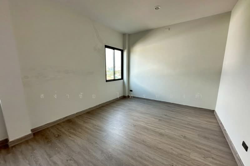 THE TRIPLE Sukhumvit 113 : เดอะ ทริปเปิ้ล สุขุมวิท 113, สมุทรปราการ, 1188 Sukhumvit 113, สำโรงเหนือ, เมืองสมุทรปราการ, สมุทรปราการ, 240 ตร.ม., ทาวน์เฮ้าส์ ขาย, โดย สง่าชัย ไทรทองคำ, 500165702 - DDproperty.com