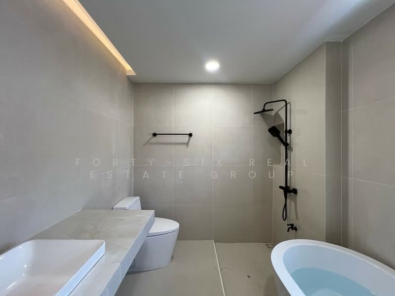 เพอร์เฟค เพลส รัตนาธิเบศร์ (ไทรม้า ซอย 3) : Perfect Place Rattanathibet (Saima Soi 3), นนทบุรี, ไทรม้า, เมืองนนทบุรี, นนทบุรี, 320 ตร.ม., บ้านเดี่ยว ขาย, โดย Forty-Six Real Estate Group, 500165704 - DDproperty.com