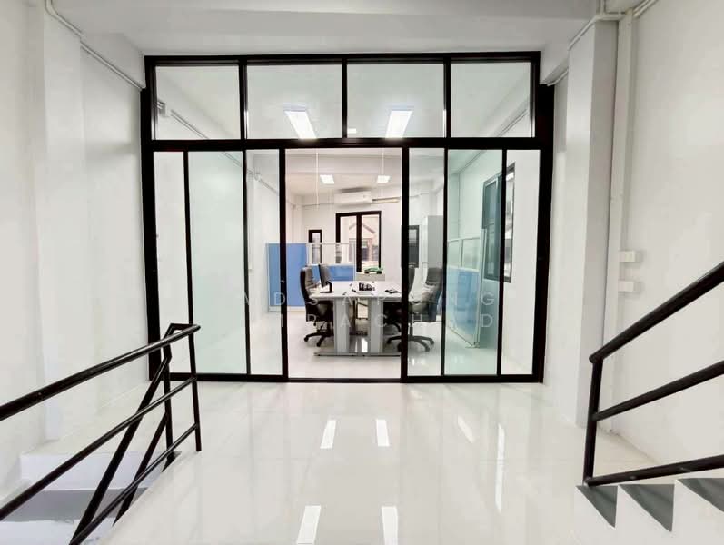 หม่บ้าน บางพลีนิเวศน์, สมุทรปราการ, บางพลีใหญ่, บางพลี, สมุทรปราการ, 200 ตร.ม., ตึกแถว-อาคารพาณิชย์ ขาย, โดย Tadsapong Pimpachad, 500165707 - DDproperty.com