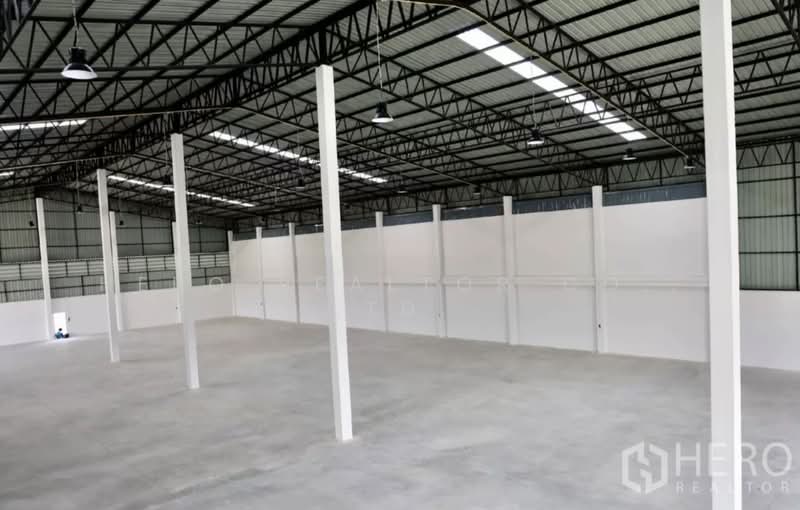 ให้เช่า / ขาย โรงงาน 2,200 ตร.ม. พุทธมณฑล นครปฐม ใกล้มหาวิทยาลัยมหิดล ศาลายา bre25008, นครปฐม, คลองโยง, พุทธมณฑล, นครปฐม, 2,200 ตร.ม., โกดัง-โรงงาน ขาย, โดย Hero Realtor Co., Ltd., 500165714 - DDproperty.com