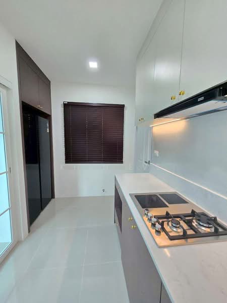 Grandio Bangna KM.5 : แกรนดิโอ บางนา กม.5, สมุทรปราการ, ถนนบัวนครินทร์, บางแก้ว, บางพลี, สมุทรปราการ, 163 ตร.ม., บ้านเดี่ยว ให้เช่า, โดย Khun Eve, 500165716 - DDproperty.com