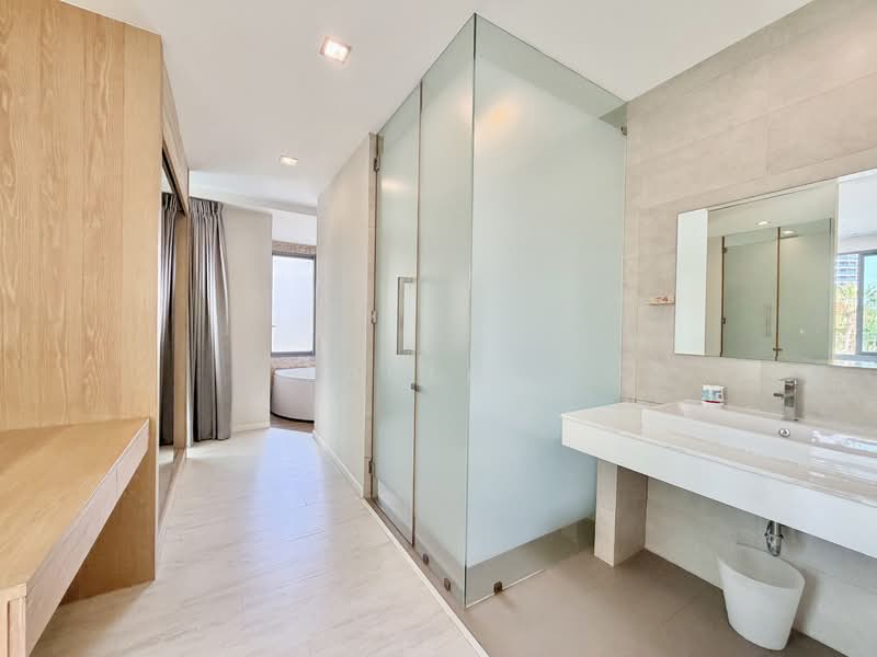 Casalunar Paradiso, Chon Buri (Pattaya), Sukhumvit Road, Saen Suk, Muang Chon Buri, Chon Buri (Pattaya), 3 Bedrooms, 300 sqm, Condo For Rent, by Paula ., 500165752 - DDproperty.com