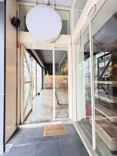 Space for Rent in Phrom Phong Ideal for Restaurant Cafe, กรุงเทพ, คลองตันเหนือ, วัฒนา, กรุงเทพ, 200 ตร.ม., พื้นที่ขายของ ให้เช่า, โดย จันทร์จิรา เกษมปราการ, 500165758 - DDproperty.com