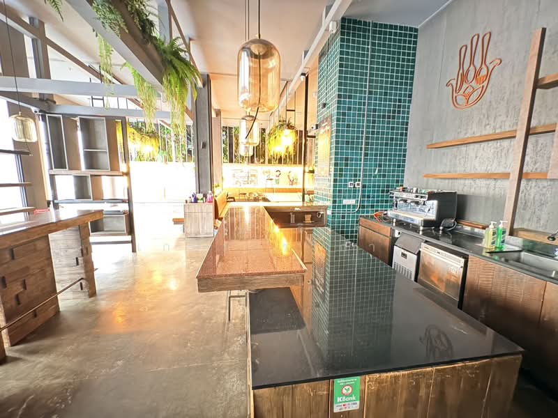 Space for Rent in Phrom Phong Ideal for Restaurant Cafe, กรุงเทพ, คลองตันเหนือ, วัฒนา, กรุงเทพ, 200 ตร.ม., พื้นที่ขายของ ให้เช่า, โดย จันทร์จิรา เกษมปราการ, 500165758 - DDproperty.com