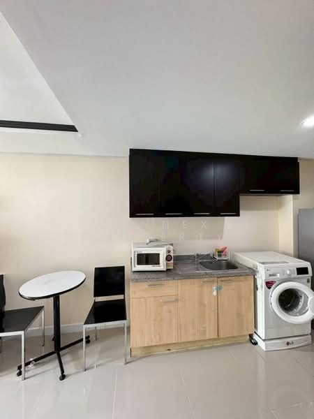 The Trendy, Bangkok, 10 Soi Sukhumvit 13, Khlongtoei Nua, Watthana, Bangkok, 1 Bedroom, 35 sqm, Condo For Sale, by Connex Property, 500165759 - DDproperty.com