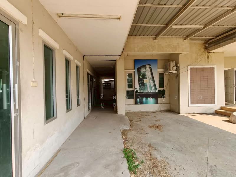 หมู่บ้านโฮมการ์เด้นวิลล์ สามยอด 1 ตำบลสุรนารี อำเภอเมืองนครราชสีมา จังหวัดนครราชสีมา, Nakhon Ratchasima, Suranari, Muang Nakhon Ratchasima, Nakhon Ratchasima, 3 Bedrooms, 380 sqm, Single Detached House For Sale, by ภัทรนัน อิศรางกูร ณ อยุธยา, 500165789 - DDproperty.com