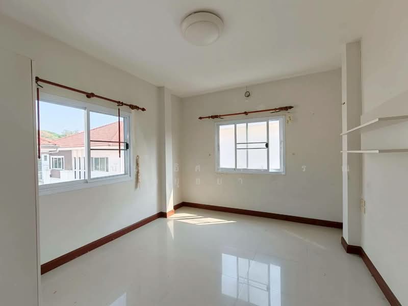 หมู่บ้านโฮมการ์เด้นวิลล์ สามยอด 1 ตำบลสุรนารี อำเภอเมืองนครราชสีมา จังหวัดนครราชสีมา, Nakhon Ratchasima, Suranari, Muang Nakhon Ratchasima, Nakhon Ratchasima, 3 Bedrooms, 380 sqm, Single Detached House For Sale, by ภัทรนัน อิศรางกูร ณ อยุธยา, 500165789 - DDproperty.com