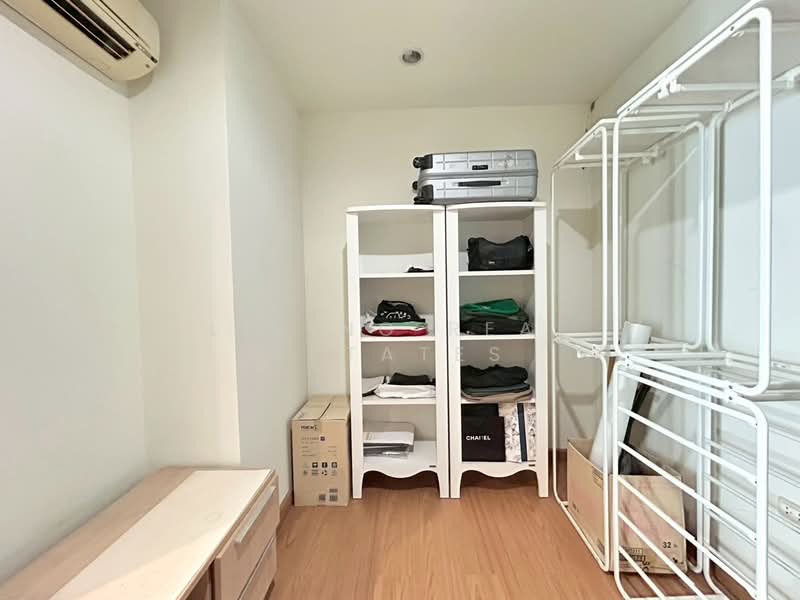 The Complete Narathiwat, Bangkok, 9 Naradhiwas Rajanagarindra Rd, Chong Nonsi, Yan Nawa, Bangkok, 2 Bedrooms, 55 sqm, Condo For Sale, by Living Real Estates, 500165813 - DDproperty.com