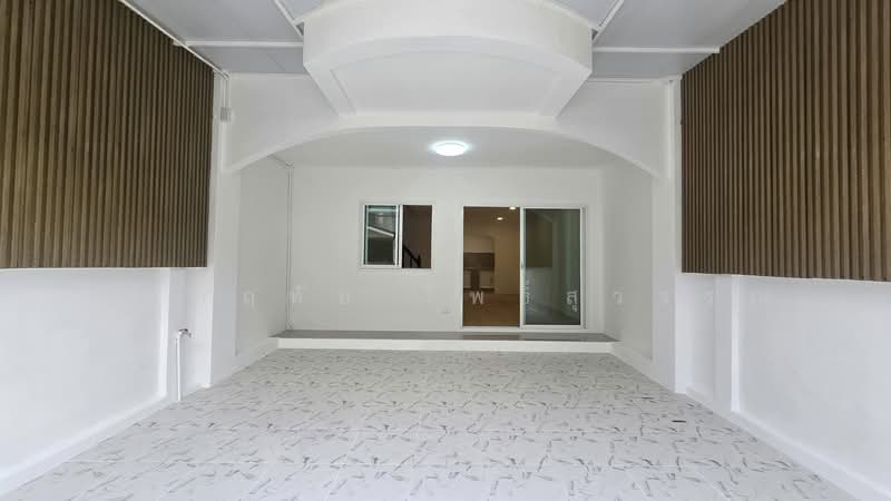 Tiwanon Village, Pathum Thani, Ban Mai, Muang Pathum Thani, Pathum Thani, 2 Bedrooms, 68 sqm, Townhouse For Sale, by กัณต์ฤทัย โพธิ์สุวรรณ, 500165819 - DDproperty.com