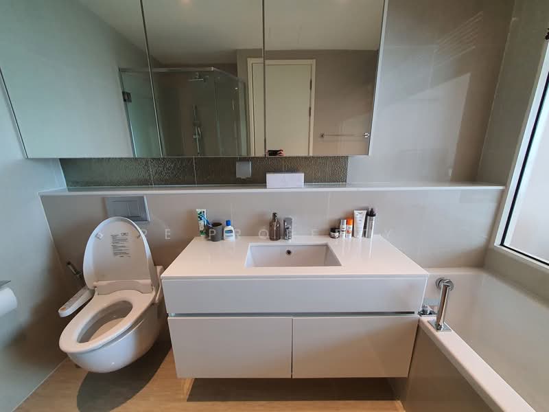 H Sukhumvit 43, Bangkok, 28 Sukhumvit 34 Road, Khlong Tan Nua, Watthana, Bangkok, 2 Bedrooms, 70 sqm, Condo For Rent, by RE Property, 500165820 - DDproperty.com