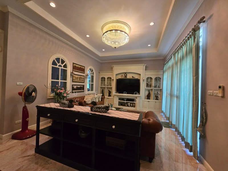 Luxury beachfront house for sale in Bang Saen - Ang Sila area., Chon Buri (Pattaya), Saen Suk, Muang Chon Buri, Chon Buri (Pattaya), 5 Bedrooms, 1,788 sqm, Single Detached House For Sale, by A House Property Co.,Ltd., 500165857 - DDproperty.com