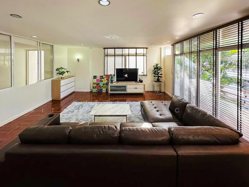 บ้านเดี่ยว, Bangkok, Khlong Tan Nua, Watthana, Bangkok, 5 Bedrooms, 400 sqm, Single Detached House For Rent, by Sittidach Ritkajorn (Jack ), 500165865 - DDproperty.com