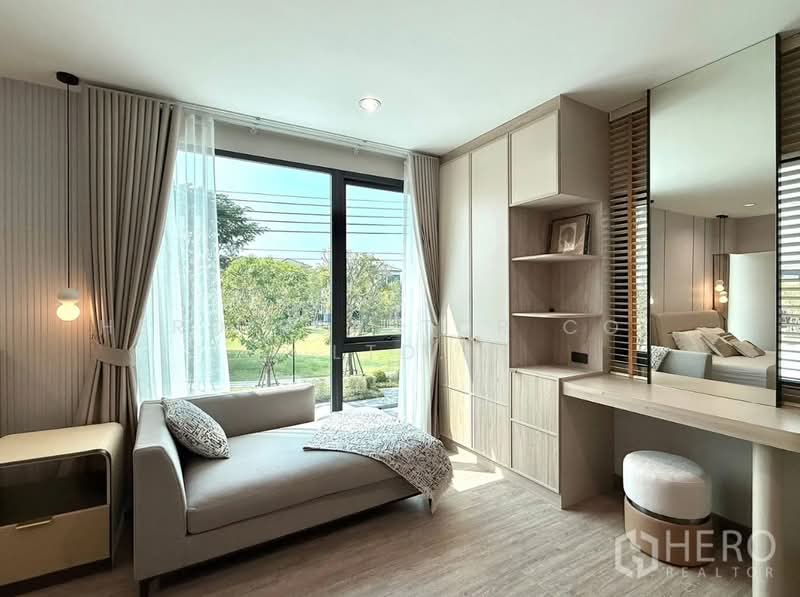 For Rent 4 Bedroom Semi-detached House Baan Klang Muang The Edition Bangna 2 in Bang Phli hre00281, Samut Prakan, Bang Kaeo, Bang Plee, Samut Prakan, 4 Bedrooms, 320 sqm, Semi-Detached House (Twin House) For Rent, by Hero Realtor Co., Ltd., 500165889 - DDproperty.com