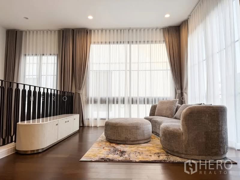 For Rent Detached House in Narasiri Phahol-Watcharapol in Tha Raeng, Bang Khen, Bangkok hre00282, Bangkok, Tha Rang, Bang Khen, Bangkok, 4 Bedrooms, 378 sqm, Single Detached House For Rent, by Hero Realtor Co., Ltd., 500165907 - DDproperty.com