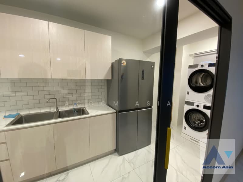 Royal Castle Sukhumvit : รอยัล คาสเซอร์ สุขุมวิท, กรุงเทพ, 30 ซอยสุขุมวิท 39, คลองเตยเหนือ, วัฒนา, กรุงเทพ, 160 ตร.ม., คอนโด ให้เช่า, โดย Accom Asia, 500165909 - DDproperty.com