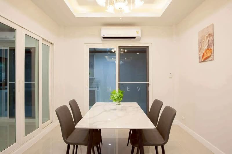 Casa Ville Watcharapon-Sukhapibarn 5, Bangkok, Sukhaphiban 5 Road, O-Ngoen, Sai Mai, Bangkok, 4 Bedrooms, 250 sqm, Single Detached House For Rent, by Khun Eve, 500165918 - DDproperty.com
