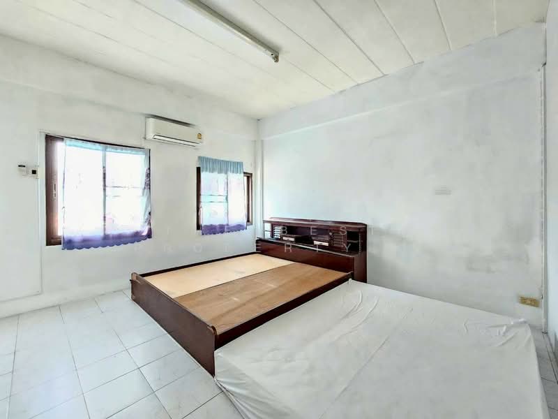 หมู่บ้านพิมพาภรณ์2 ชลบุรี, ชลบุรี, บ้านสวน, เมืองชลบุรี, ชลบุรี, 120 ตร.ม., ตึกแถว-อาคารพาณิชย์ ขาย, โดย The Best Property ปู, 500165920 - DDproperty.com