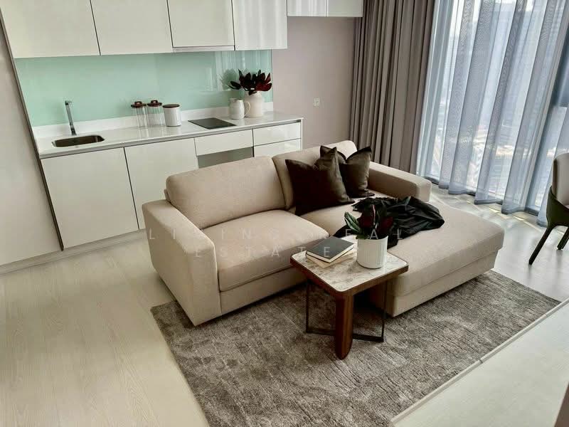 Mazarine Ratchayothin, Bangkok, Soi Phahonyothin 30, Phahonyothin Road, Chan Kasem, Chatuchak, Bangkok, 2 Bedrooms, 49 sqm, Condo For Rent, by Living Real Estates, 500165926 - DDproperty.com