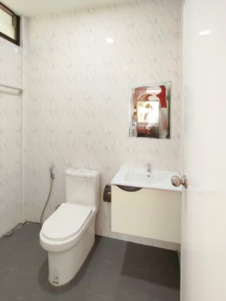 Baan Aomtana Chaiyaphruek-Wongwaen, Nonthaburi, Ban Kluai - Sai Noi Road, Bang Kruai, Bang Kruai, Nonthaburi, 3 Bedrooms, 165 sqm, Townhouse For Sale, by Punpapa Rassamee, 500165927 - DDproperty.com