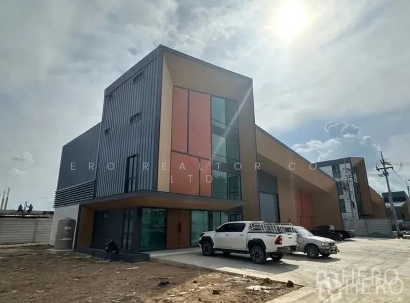 For sale Warehouse 822 sqm in Bueng Kham Phroi, Lam Luk Ka, Pathum Thani hre00283, Pathum Thani, Bung Kham Proi, Lam Luk Ka, Pathum Thani, , 822 sqm, Warehouse/Factory For Sale, by Hero Realtor Co., Ltd., 500165933 - DDproperty.com