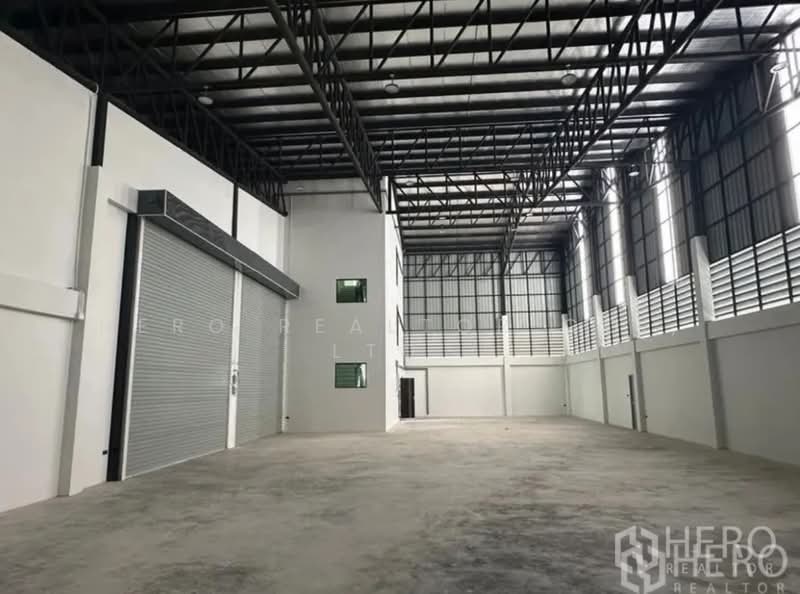 For sale Warehouse 822 sqm in Bueng Kham Phroi, Lam Luk Ka, Pathum Thani hre00283, Pathum Thani, Bung Kham Proi, Lam Luk Ka, Pathum Thani, , 822 sqm, Warehouse/Factory For Sale, by Hero Realtor Co., Ltd., 500165933 - DDproperty.com