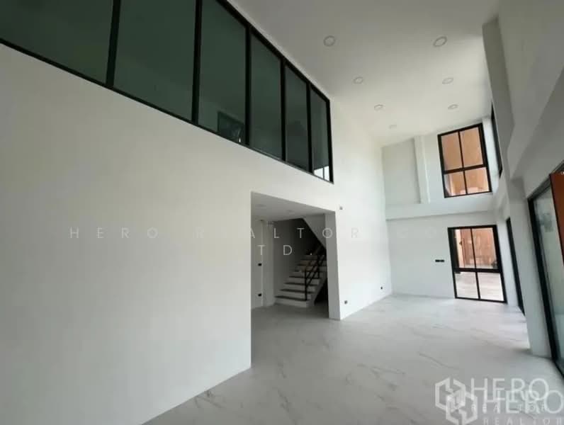 For sale Warehouse 822 sqm in Bueng Kham Phroi, Lam Luk Ka, Pathum Thani hre00283, Pathum Thani, Bung Kham Proi, Lam Luk Ka, Pathum Thani, , 822 sqm, Warehouse/Factory For Sale, by Hero Realtor Co., Ltd., 500165933 - DDproperty.com