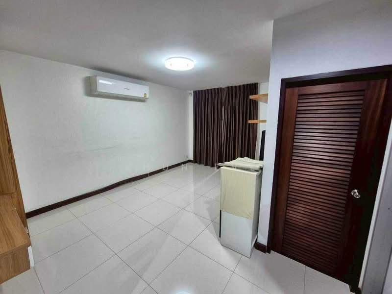 For rent Home office Soi Ari Samphan ( SPSEVE1741 ), Bangkok, ซอยอารีย์สัมพันธ์, Phaya Thai, Phaya Thai, Bangkok, 3 Bedrooms, 280 sqm, Townhouse For Rent, by Khun Eve, 500165944 - DDproperty.com