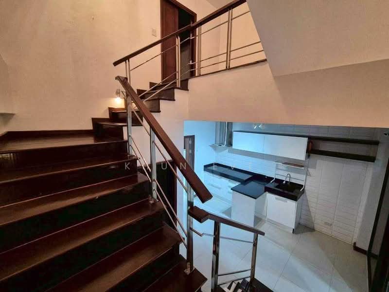 For rent Home office Soi Ari Samphan ( SPSEVE1741 ), Bangkok, ซอยอารีย์สัมพันธ์, Phaya Thai, Phaya Thai, Bangkok, 3 Bedrooms, 280 sqm, Townhouse For Rent, by Khun Eve, 500165944 - DDproperty.com