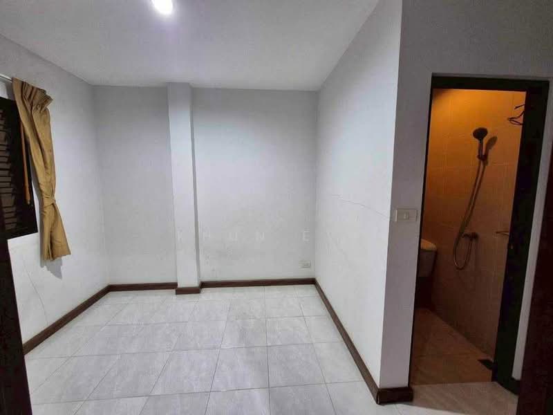 For rent Home office Soi Ari Samphan ( SPSEVE1741 ), Bangkok, ซอยอารีย์สัมพันธ์, Phaya Thai, Phaya Thai, Bangkok, 3 Bedrooms, 280 sqm, Townhouse For Rent, by Khun Eve, 500165944 - DDproperty.com