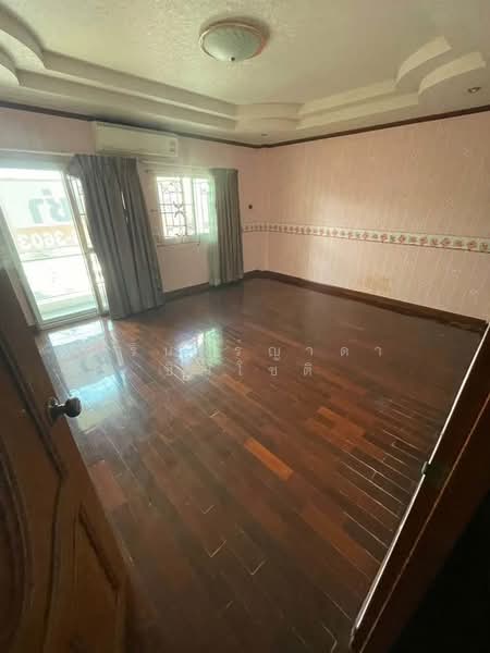 Townhome Lad Pla Khao, Bangkok, Anusaowari, Bang Khen, Bangkok, 8 Bedrooms, 496 sqm, Townhouse For Rent, by ปรินทร์ญาดา ชิณโชติ, 500165947 - DDproperty.com