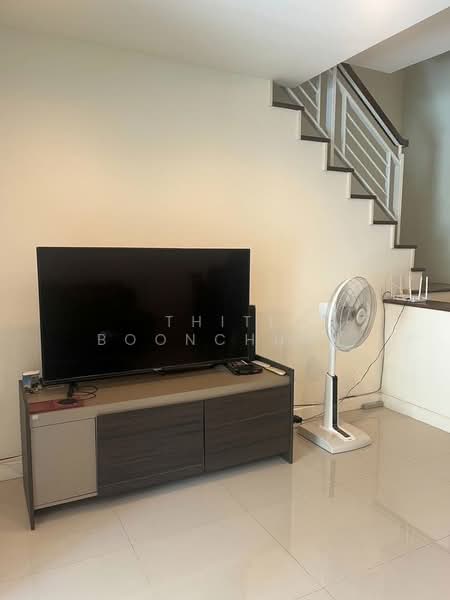 Town Avenue Srinagarindra, Bangkok, Soi On Nut 68, Suan Luang, Suan Luang, Bangkok, 3 Bedrooms, 200 sqm, Townhouse For Rent, by Thiti Boonchurn, 500165966 - DDproperty.com