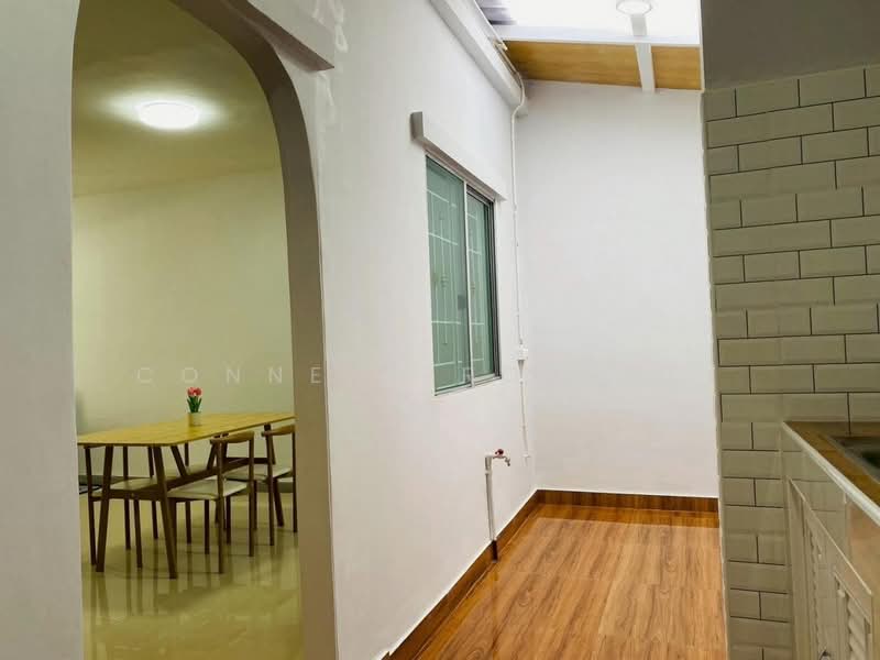 Pruksa Ville 10 Petchkasem-Phutthamonthon Sai 4, Nakhon Pathom, Soi Krathum Lom 19, Phutthamonthon Sai 4 Road, Krathum Lom, Sam Phran, Nakhon Pathom, 3 Bedrooms, 80 sqm, Townhouse For Sale, by Connex Property, 500165988 - DDproperty.com