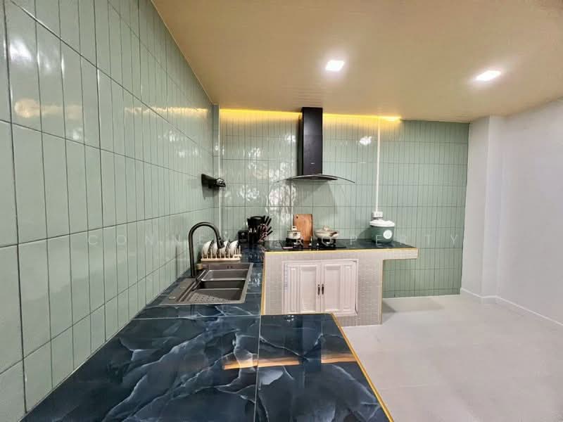 Baan Pricha 11, Bangkok, Min Buri, Min Buri, Bangkok, 2 Bedrooms, 110 sqm, Townhouse For Sale, by Connex Property, 500166005 - DDproperty.com