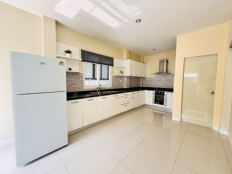 Pattalet, Chon Buri (Pattaya), Bang Lamung, Bang Lamung (Pattaya), Chon Buri (Pattaya), 3 Bedrooms, 200 sqm, Single Detached House For Rent, by ภัครวรรณ์ วุฒิศรินพัฒน์, 500166011 - DDproperty.com