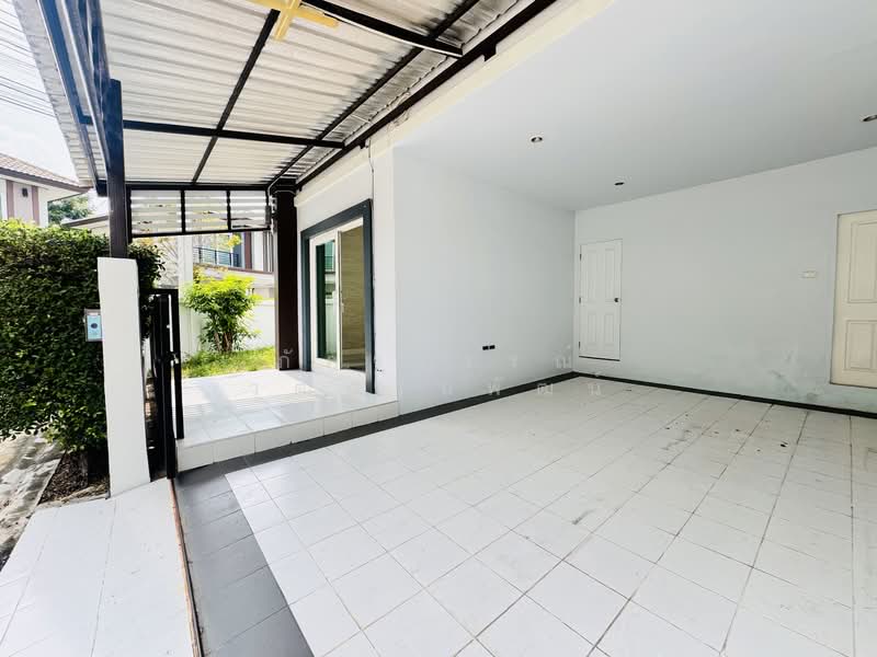 Pattalet, Chon Buri (Pattaya), Bang Lamung, Bang Lamung (Pattaya), Chon Buri (Pattaya), 3 Bedrooms, 200 sqm, Single Detached House For Rent, by ภัครวรรณ์ วุฒิศรินพัฒน์, 500166011 - DDproperty.com