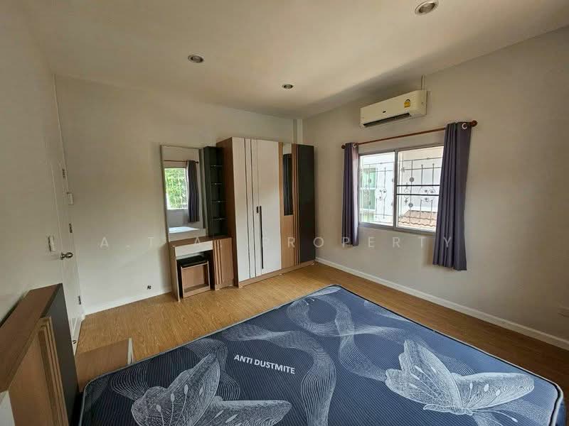 หมู่บ้านศรีนครินทร์ ศรีราชา, Chon Buri (Pattaya), Surasak, Si Racha, Chon Buri (Pattaya), 3 Bedrooms, 200 sqm, Single Detached House For Sale, by A.T.A. Property, 500166014 - DDproperty.com